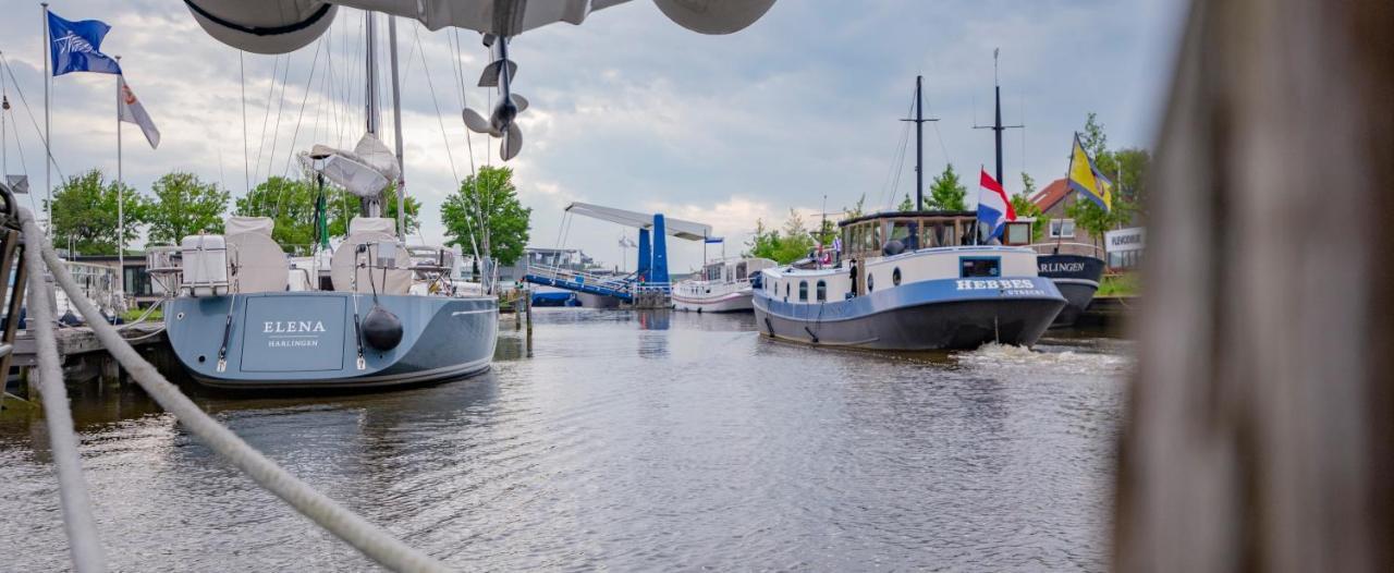 Apartmán Unieke Woonboot In Harlingen Exteriér fotografie